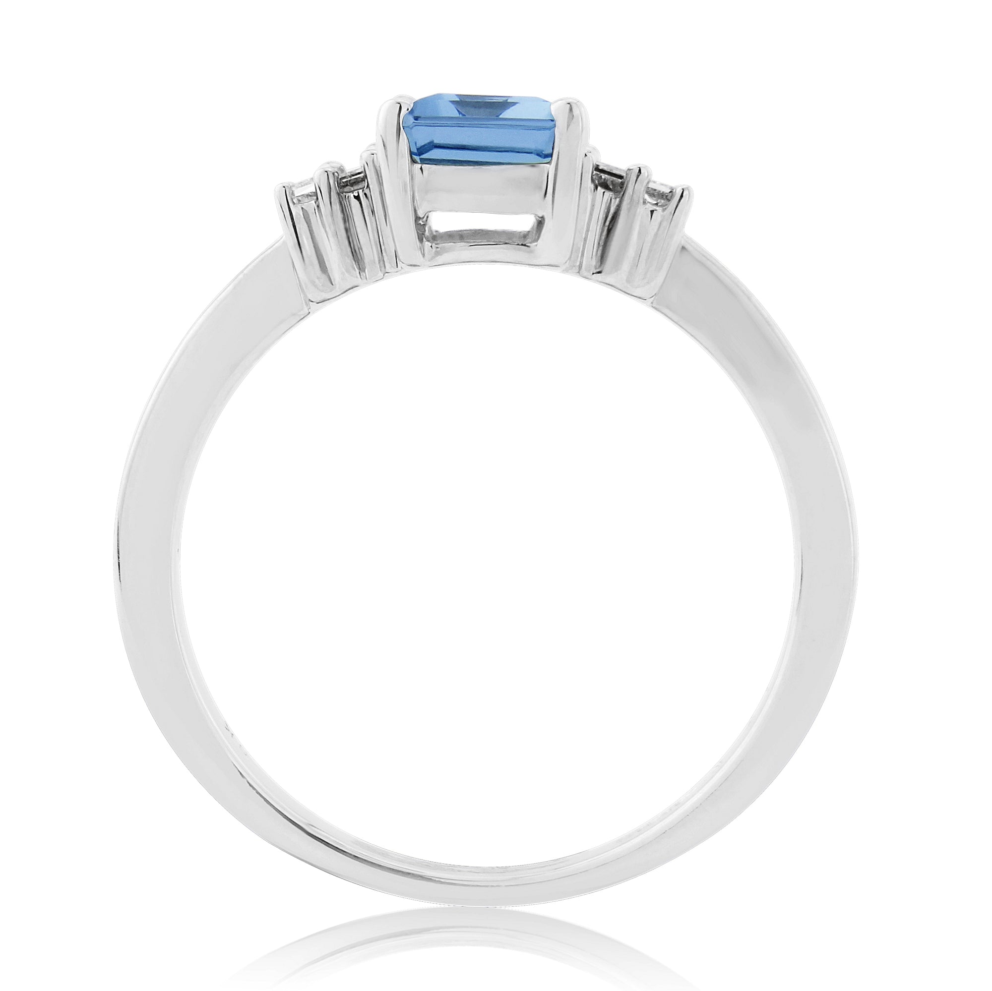 9ct white gold 7x5mm octagon cut aquamarine & baguette diamond shoulders ring 0.17ct