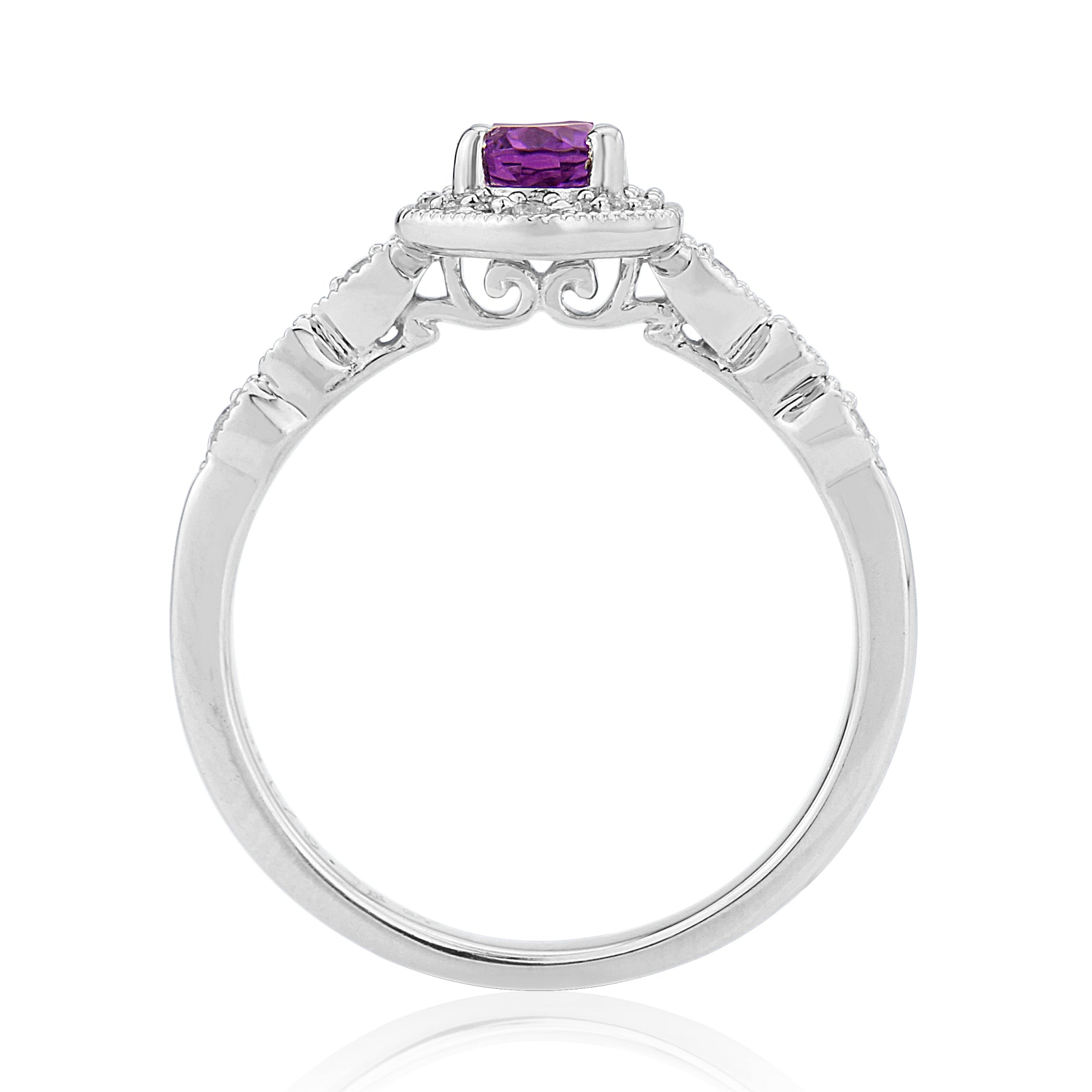 9ct white gold 6x4mm oval amethyst & diamond cluster ring 0.12ct