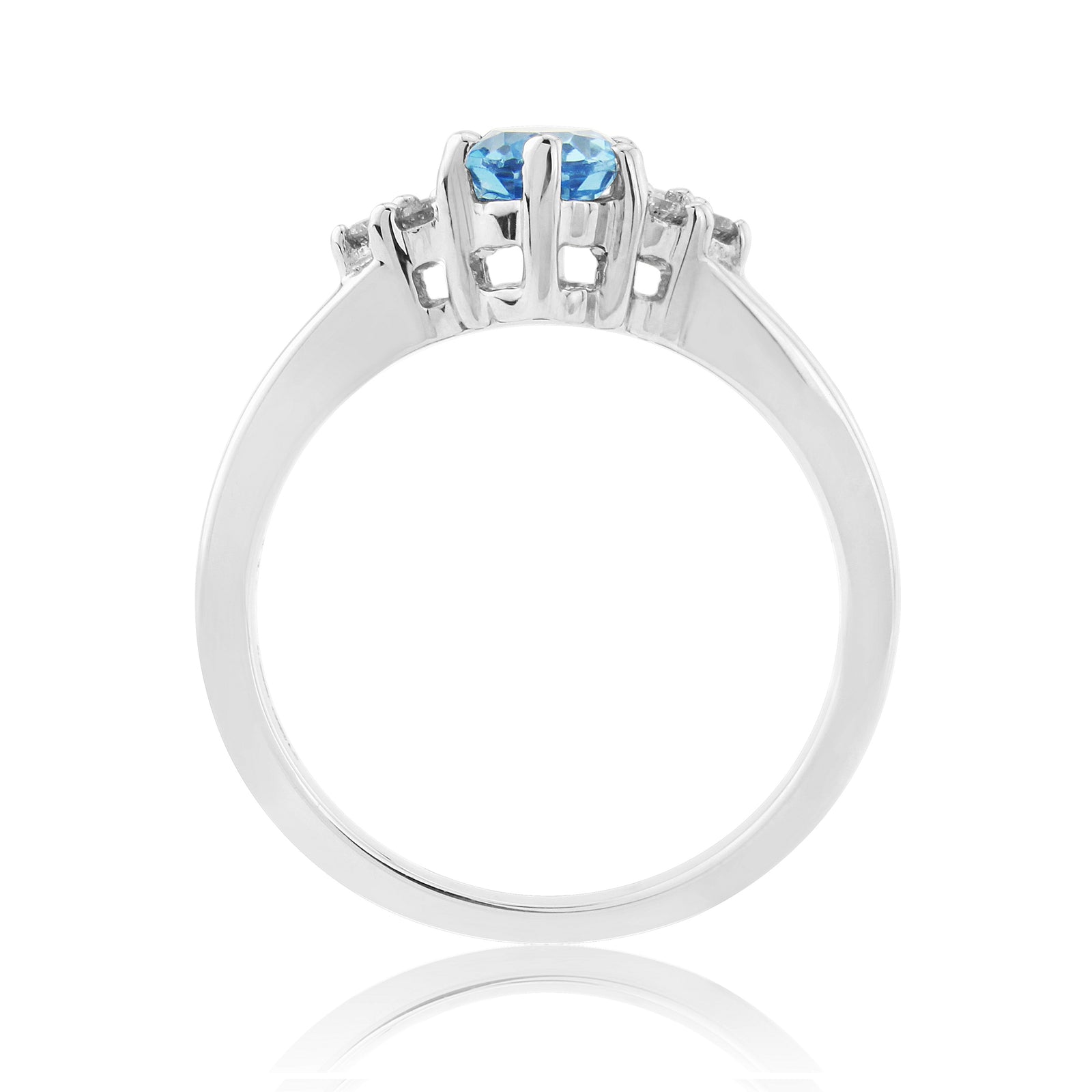 9ct white gold 7x5mm oval blue topaz & diamond ring 0.11ct