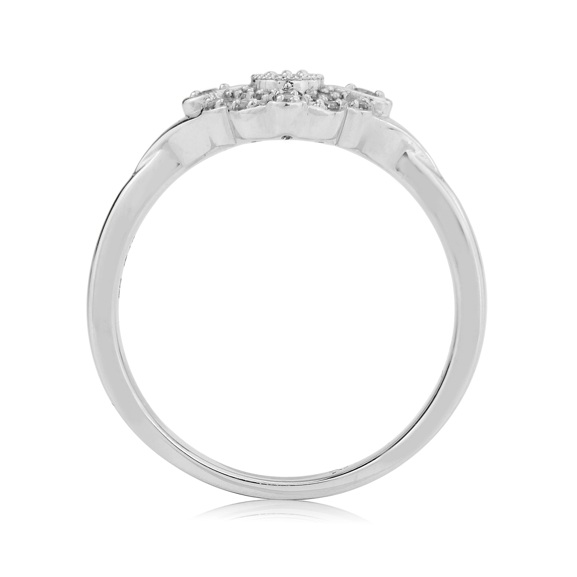 9ct white gold diamond set cluster ring 0.15ct