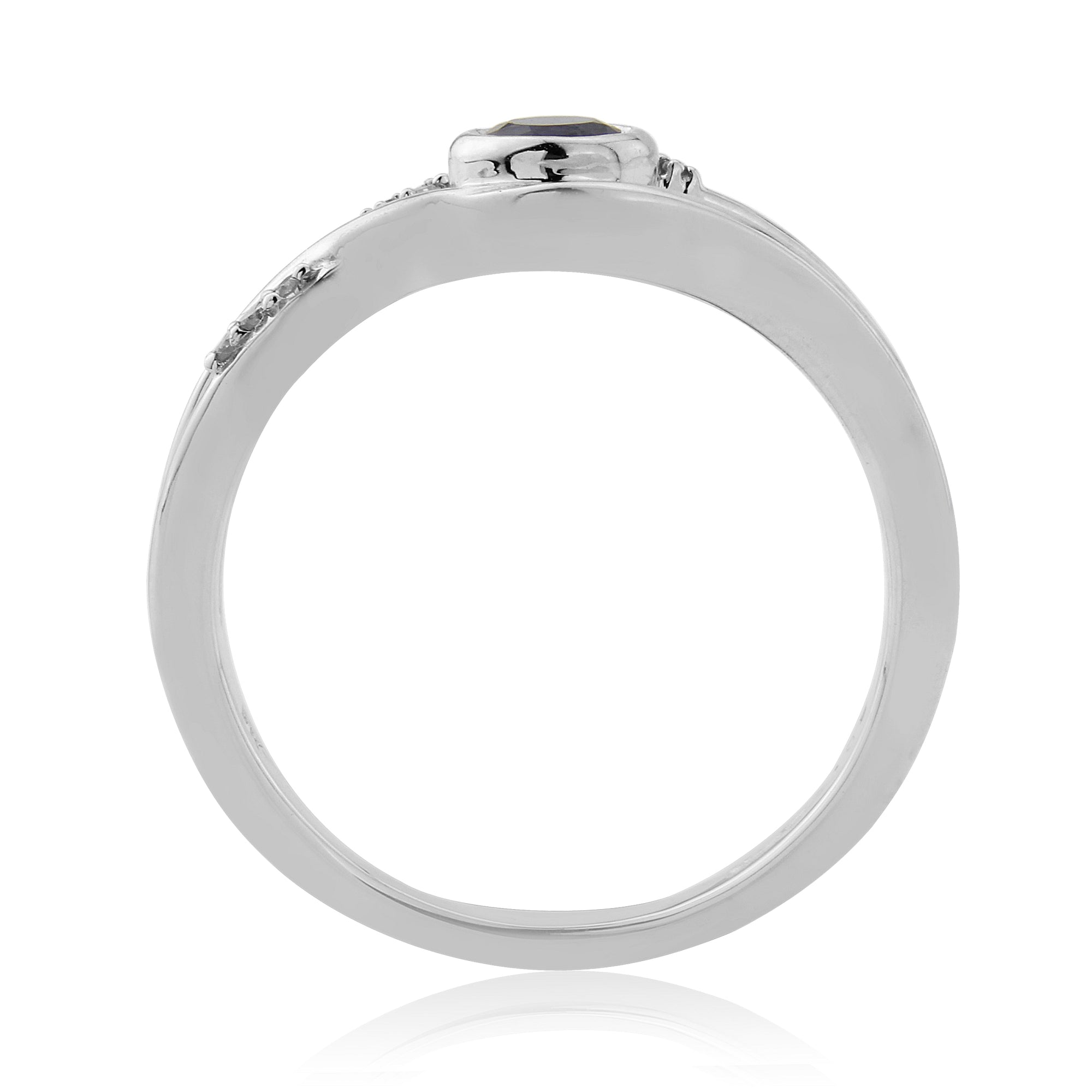 9ct white gold 4.75mm round rub over set sapphire & diamond ring 0.05ct