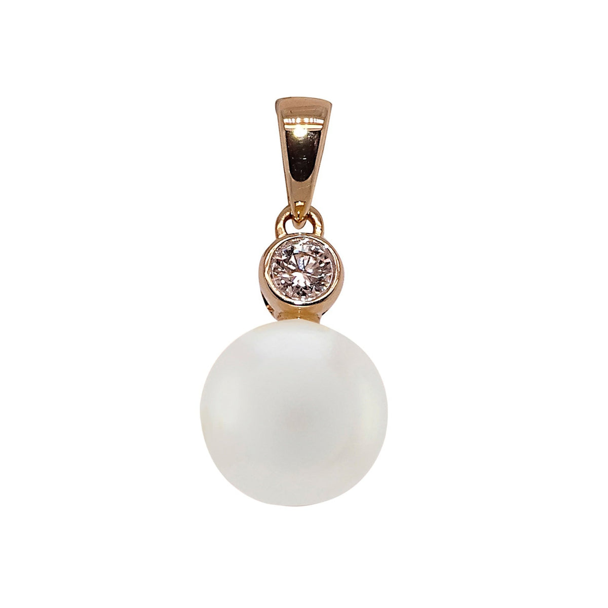 9ct gold 8.00mm cultured pearl &amp; claw set diamond pendant 0.06ct