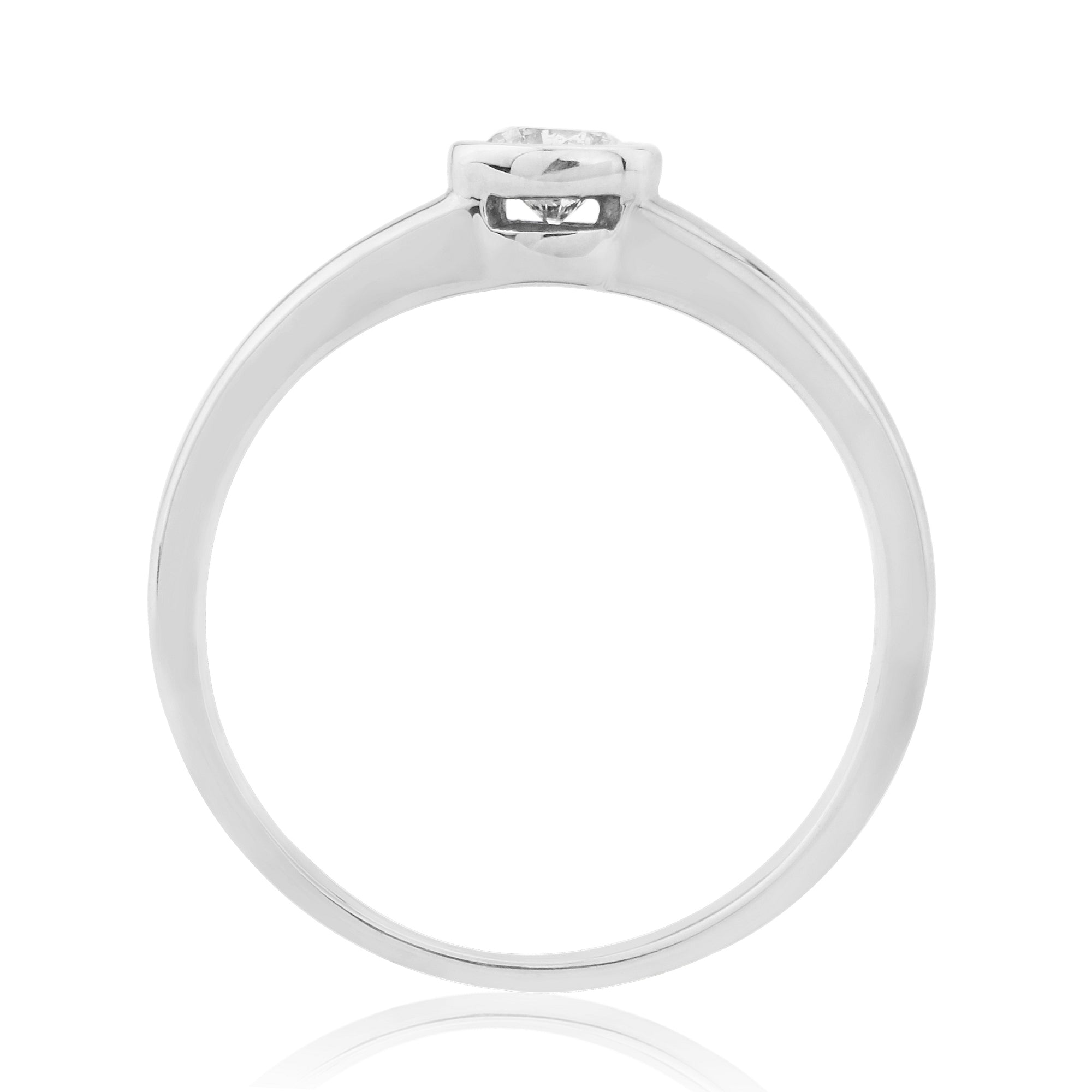 9ct white gold rub over set single stone diamond ring 0.25ct