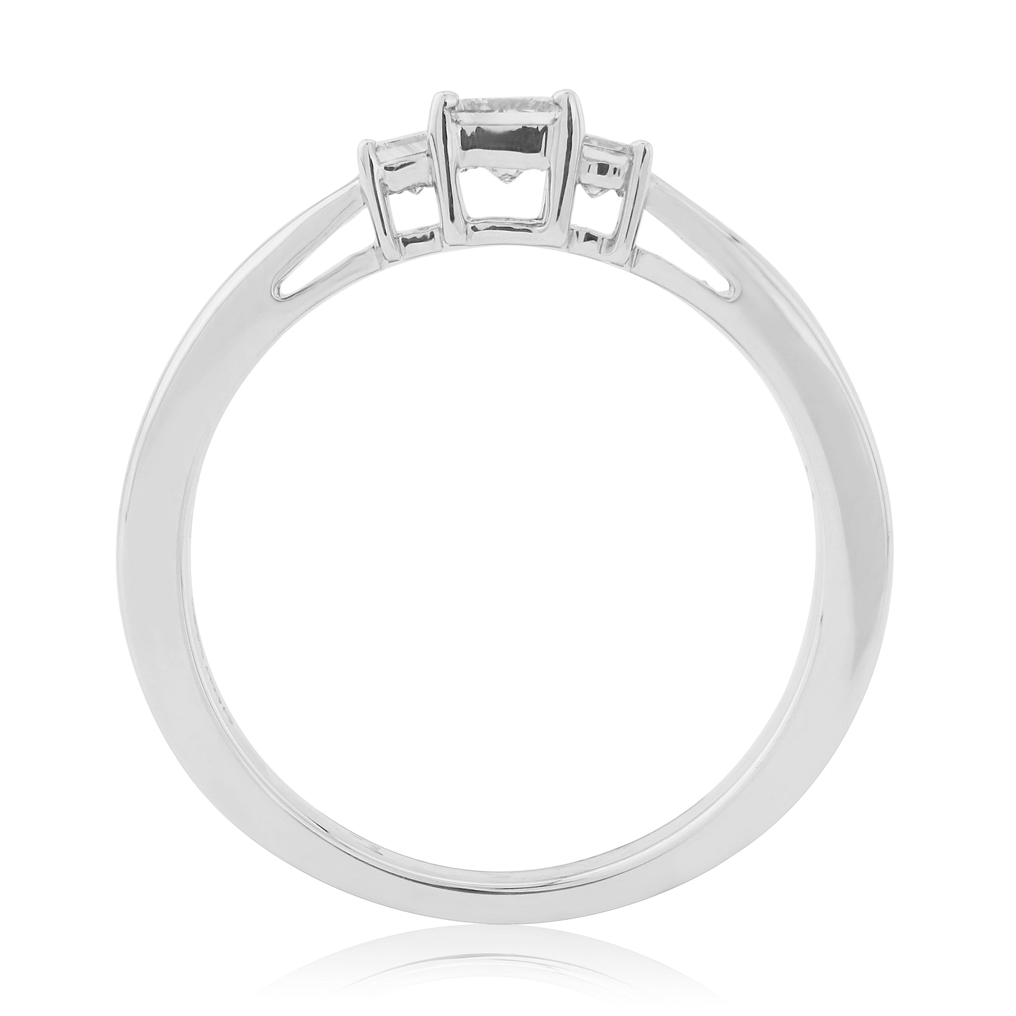 9ct white gold three stone princess cut diamond ring 0.33ct