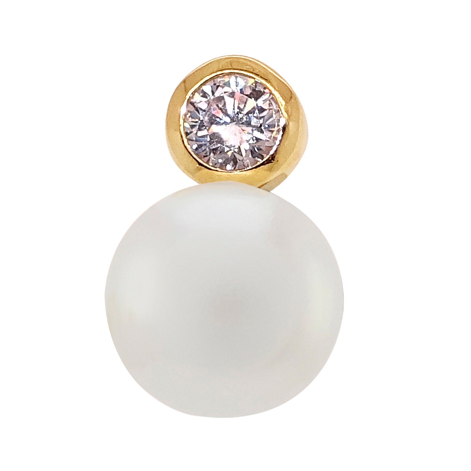 9ct gold 8mm freshwater pearl & rub over cz pendant