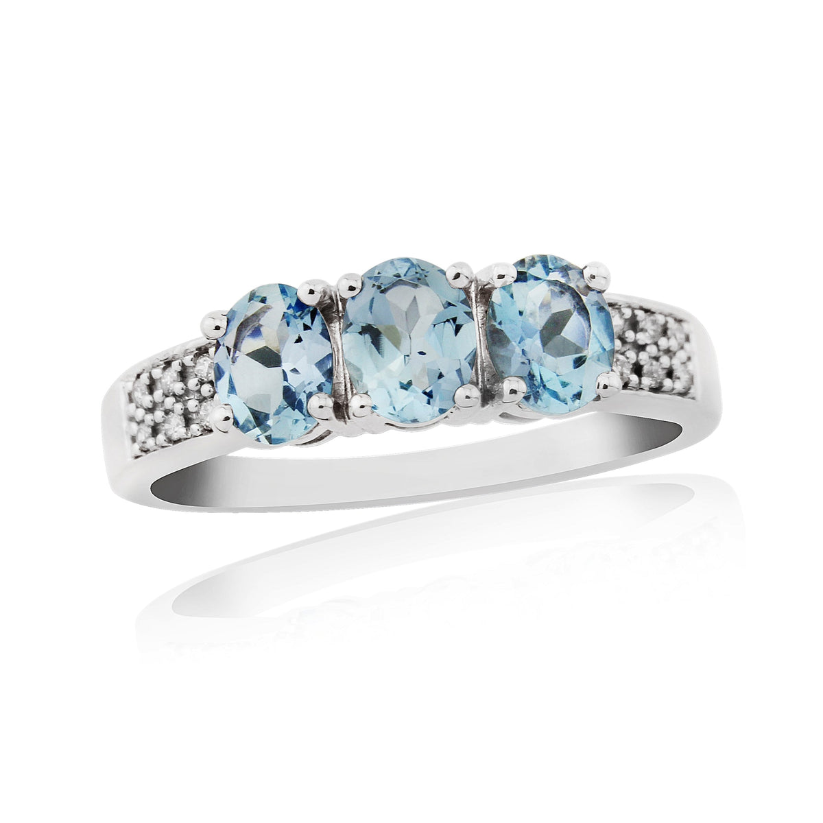 9ct white gold triple 5x4mm oval aquamarine &amp; diamond ring 0.06ct