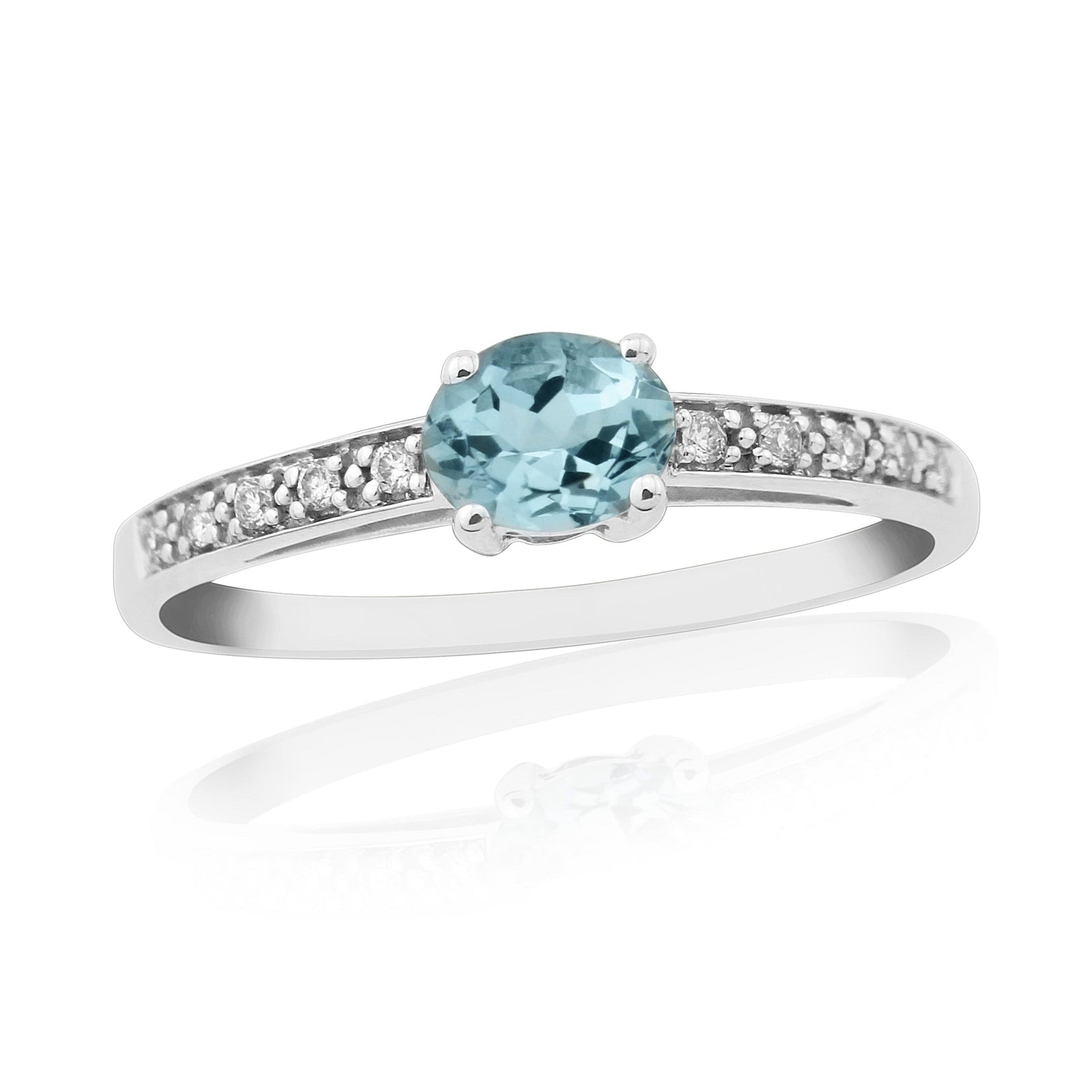 9ct white gold 5x4mm oval aquamarine & diamond ring 0.06ct