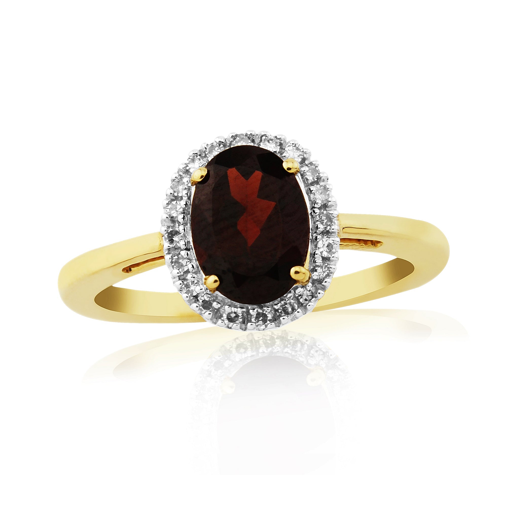 9ct gold 8x6mm oval garnet & diamond cluster ring 0.08ct