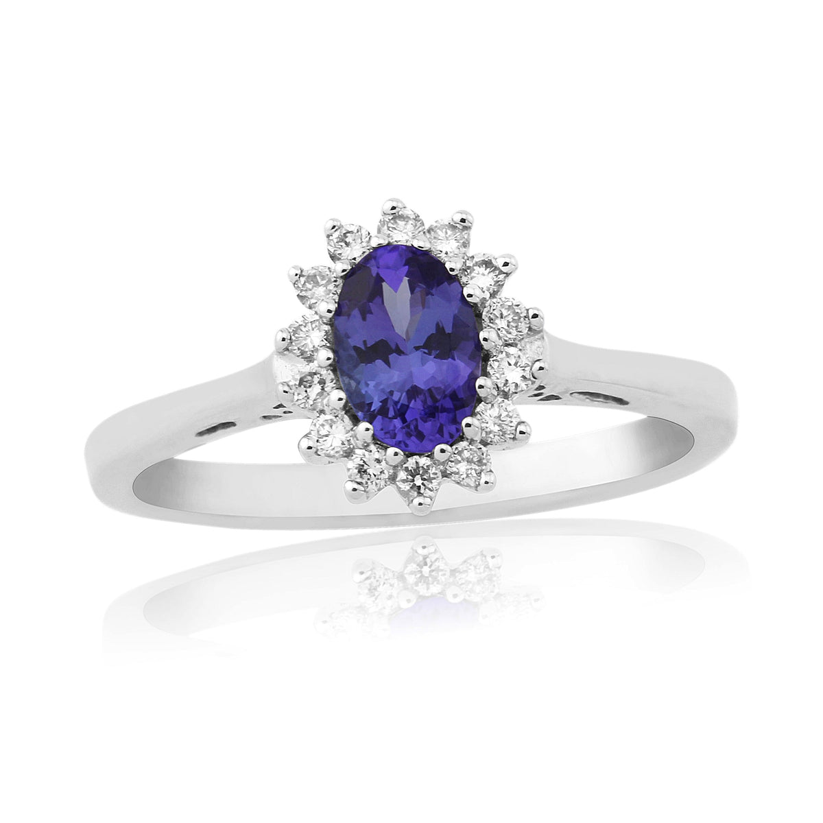 9ct white gold 6x4mm oval tanzanite &amp; diamond cluster ring  0.14ct